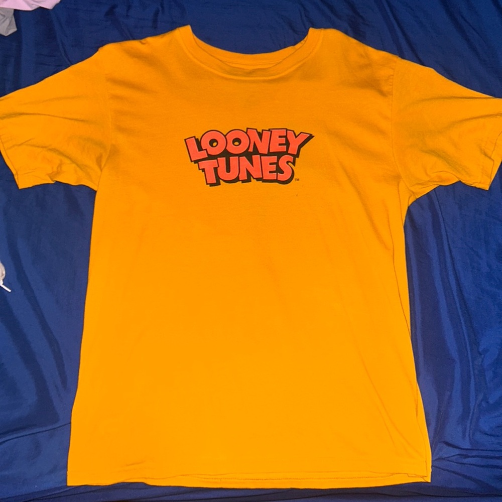 Yellow looney tunes tee